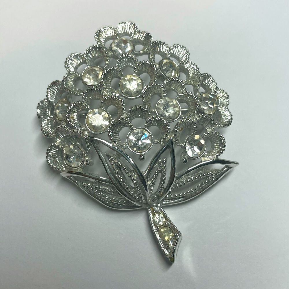 Vintage Sarah Coventry brooch
